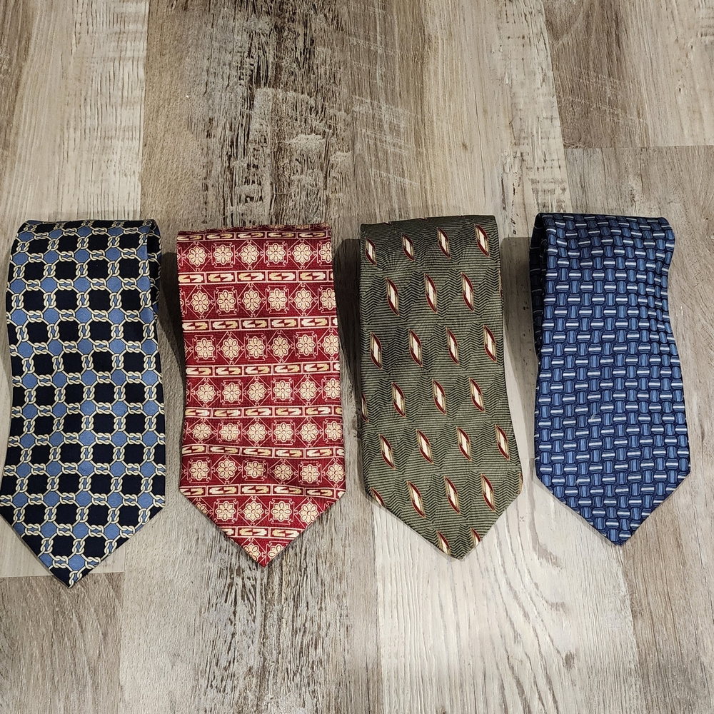 Elegant Men's Tie Set - Blue, Red, Green, and Navy